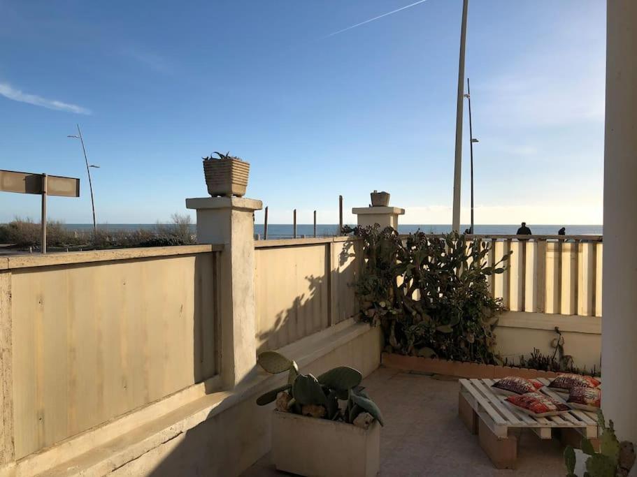 Appartamento Domus Anna Lido di Ostia Esterno foto